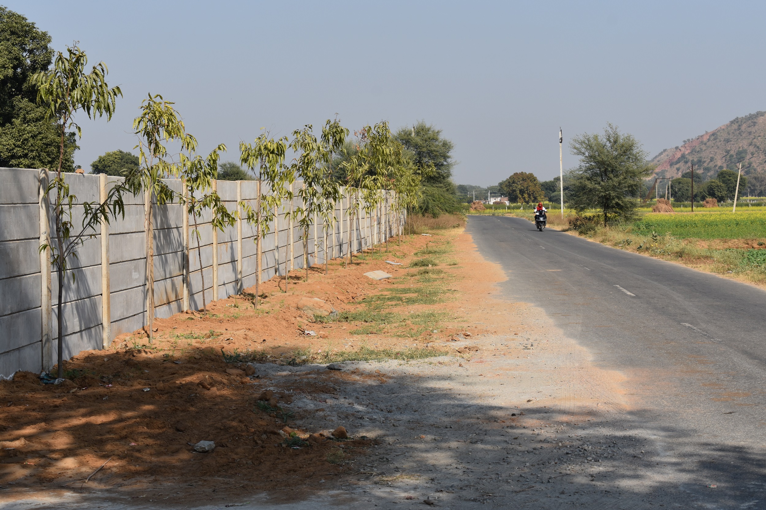 farmhouse-plot-layout-and-road-infrastructure-of-vyom-green-valley-khairthal
